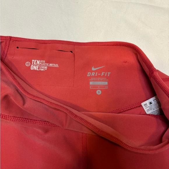 Nike Dri-Fit Crop Leggings - Picture 3 of 7